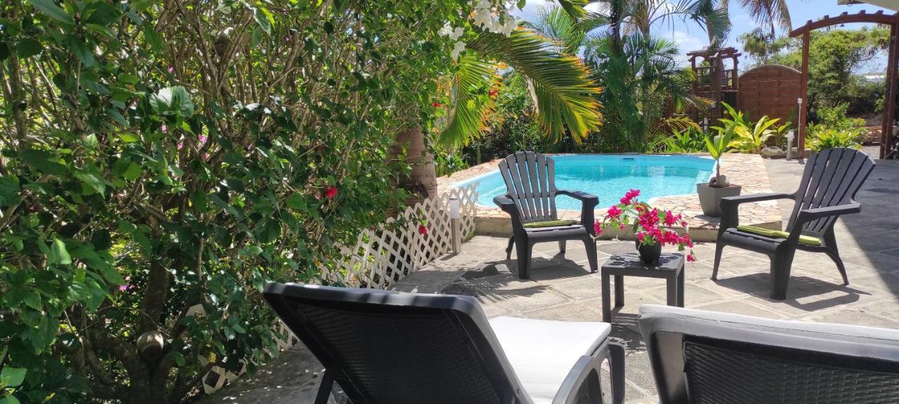 Bungalow Tout Confort Avec Piscine Partagee A 5 Mn De La Mer Saint-Francois  Exteriér fotografie