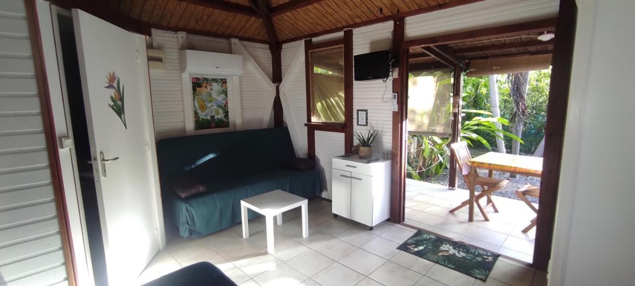 Bungalow Tout Confort Avec Piscine Partagee A 5 Mn De La Mer Saint-Francois  Exteriér fotografie